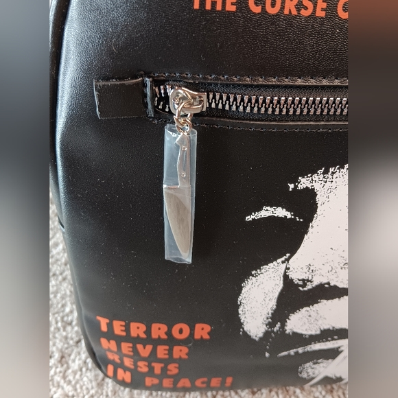 New Michael Myers Bioworld Mini Backpack And Matching Wallet, Halloween - Picture 4 of 15